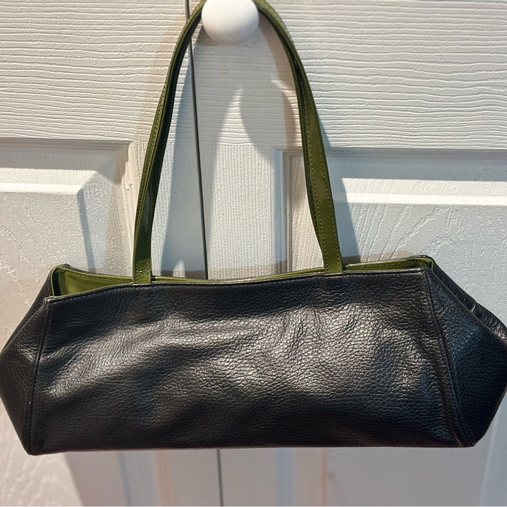 Tote Le Monde Florence Slouch Leather Shoulder Bag Black with Green Patent Trim